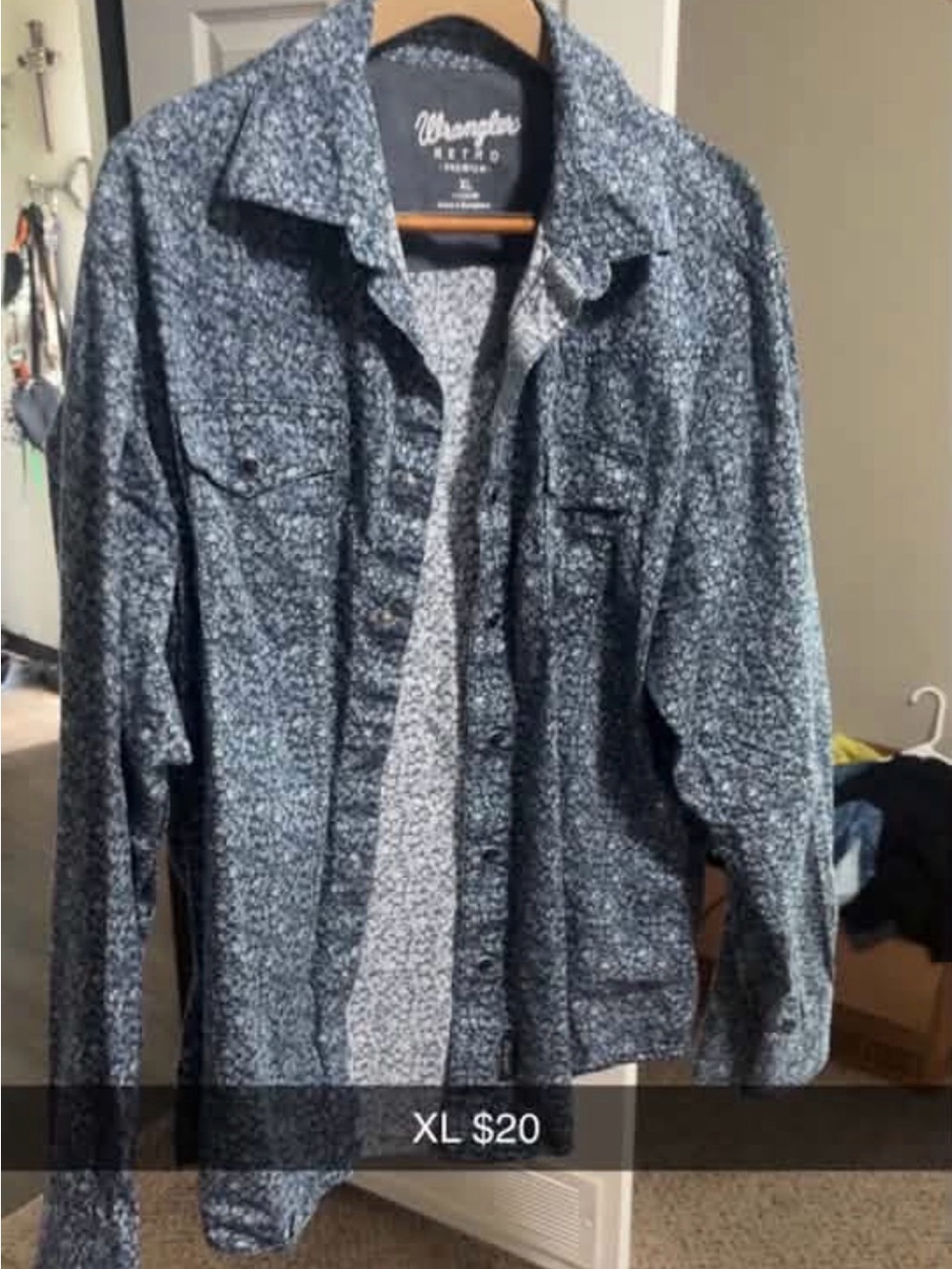 (3)Wrangler Men's Button-Up Shirt, (1) random shirt free.